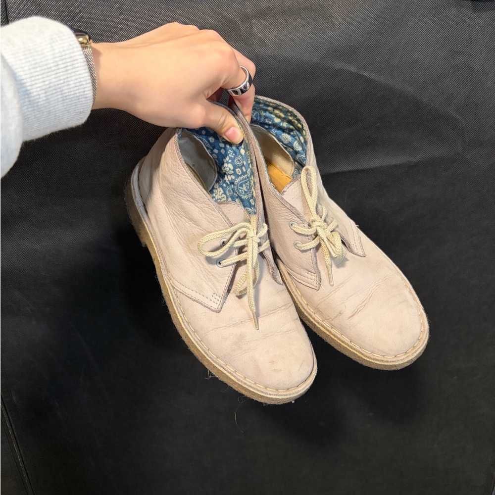 Clarks desert boots (womens size 7)